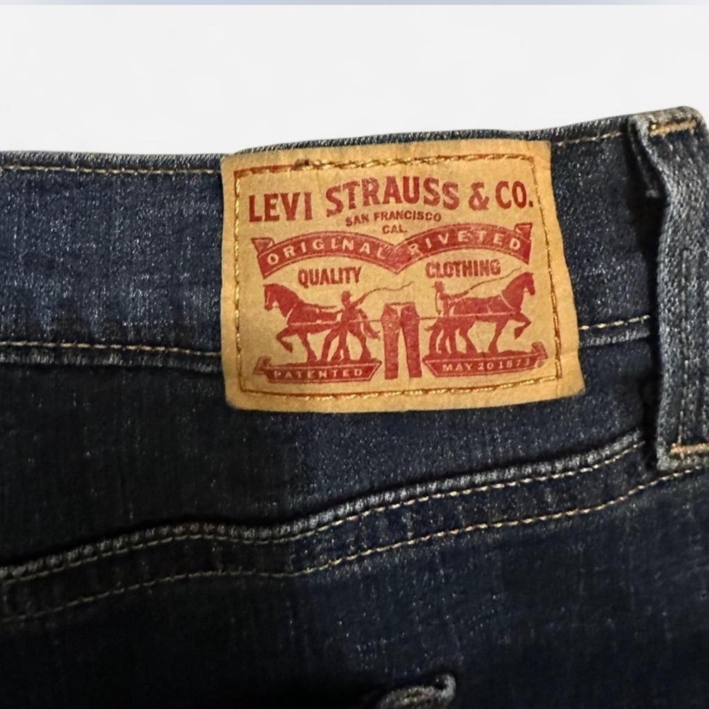 Levi's Dark Blue Women's Jean Shorts - Picture 3 of 4